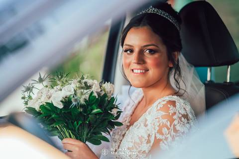 Fotógrafo de casamento em Bombinhas, video casamento Bombinhas, casa da praia bombinhas, casamento em bombinhas, casamento praia bombinhas, profissional casamento bombinhas, detalhes noiva, vestido noiva, Espaço Fernanda Martins,  vestido Cinderela Noiva'