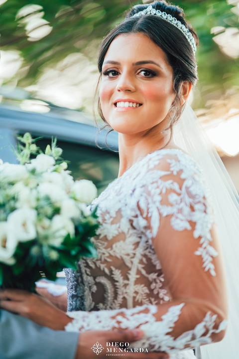 Fotógrafo de casamento em Bombinhas, video casamento Bombinhas, casa da praia bombinhas, casamento em bombinhas, casamento praia bombinhas, profissional casamento bombinhas, detalhes noiva, vestido noiva, Espaço Fernanda Martins,  vestido Cinderela Noiva'