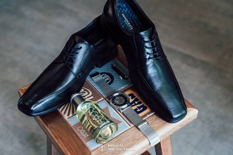 Fotógrafo de casamento em Bombinhas, video casamento Bombinhas, casa da praia bombinhas, casamento em bombinhas, casamento praia bombinhas, profissional casamento bombinhas, detalhes noivo, terno noivo, retrato noivo, ternonoivo brooksfield'