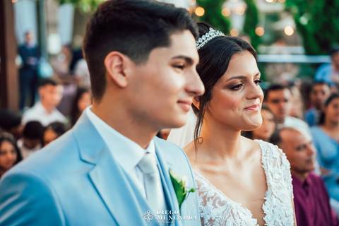 Fotógrafo de casamento em Bombinhas, video casamento Bombinhas, casa da praia bombinhas, casamento em bombinhas, casamento praia bombinhas, profissional casamento bombinhas, detalhes noiva, vestido noiva, Espaço Fernanda Martins,  vestido Cinderela Noiva'