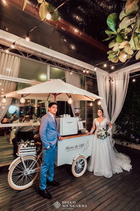 Fotógrafo de casamento em Bombinhas, video casamento Bombinhas, casa da praia bombinhas, casamento em bombinhas, casamento praia bombinhas, profissional casamento bombinhas, empresa café casamento bombinhas praia, flores do café,  café no casamento'