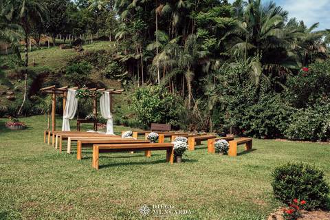 Fotógrafo de casamento em Benedito novo, Recanto Felicita Benedito novo, casamento Recanto Felicita Benedito novo, local casamento em Benedito novo, fotografo video casamento Benedito novo, video casamento Benedito novo, casamento ao ar livre Benedito nov'