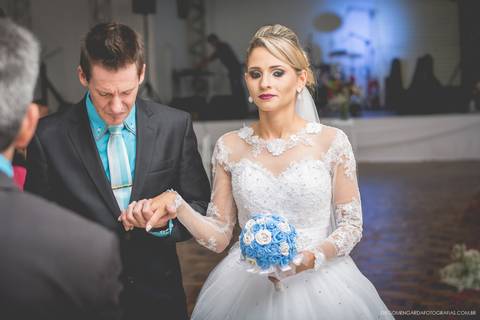 noivo e noiva fotos'