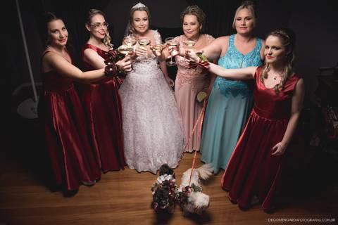 noiva e madrinhas'