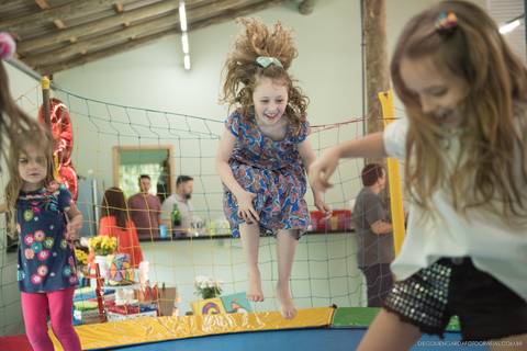 Aniversário, fotografo aniversário, fotografo Blumenau, fotografo aniversário Blumenau, fotografo Itajaí, fotografo Timbó, decoração aniversário, balões aniversario, foto Blumenau, salão 25 julho Blumenau, aniversário infantil'