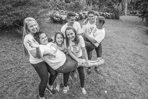 Diegomengardafotografias, bodasprata, casamento, Wedding, weddingbrasil, casando, noiva, noivo, weddingday, aliança, buque, madrinha, trashthedress, prewedding , bodas, morroazul, fotografo timbó, fotografo Blumenau, fotografo casamento'