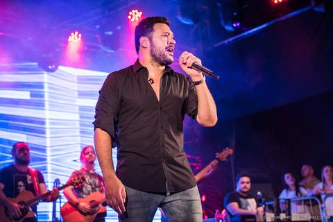 joao bosco e vinicius, fotografo shows, fotografo balada, fotografo show nacional, fotografo show nacional santa catarina, fotografo show blumenau, fotografo show santa catarina, biereck, fotografo timbó, fotografo Blumenau.'