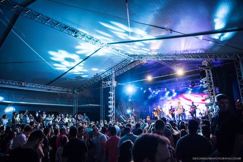 joao bosco e vinicius, fotografo shows, fotografo balada, fotografo show nacional, fotografo show nacional santa catarina, fotografo show blumenau, fotografo show santa catarina, biereck, fotografo timbó, fotografo Blumenau.'