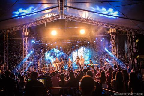 joao bosco e vinicius, fotografo shows, fotografo balada, fotografo show nacional, fotografo show nacional santa catarina, fotografo show blumenau, fotografo show santa catarina, biereck, fotografo timbó, fotografo Blumenau.'