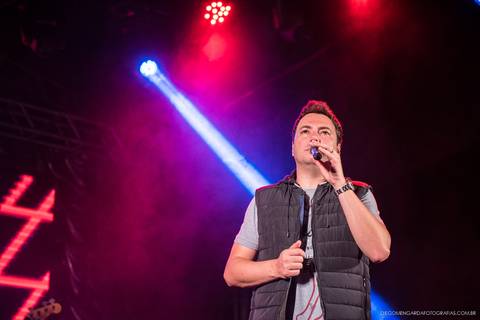 joao bosco e vinicius, fotografo shows, fotografo balada, fotografo show nacional, fotografo show nacional santa catarina, fotografo show blumenau, fotografo show santa catarina, biereck, fotografo timbó, fotografo Blumenau.'