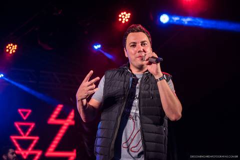 joao bosco e vinicius, fotografo shows, fotografo balada, fotografo show nacional, fotografo show nacional santa catarina, fotografo show blumenau, fotografo show santa catarina, biereck, fotografo timbó, fotografo Blumenau.'