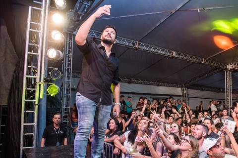 joao bosco e vinicius, fotografo shows, fotografo balada, fotografo show nacional, fotografo show nacional santa catarina, fotografo show blumenau, fotografo show santa catarina, biereck, fotografo timbó, fotografo Blumenau.'