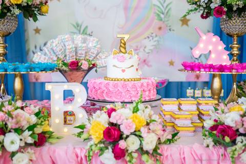 aniversario, decoração aniversario, fotografo Indaial, festa infantil, pepoleta, pepoleta timbó, pepoleta festas, unicórnio, criança, fotografo aniversário, fotografo timbó'