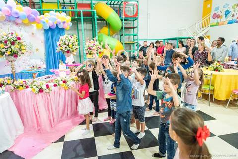 aniversario, decoração aniversario, fotografo Indaial, festa infantil, pepoleta, pepoleta timbó, pepoleta festas, unicórnio, criança, fotografo aniversário, fotografo timbó'