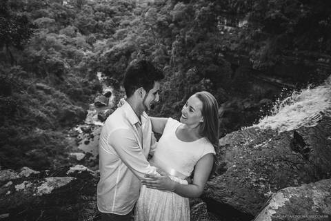 pré wedding em cachoeira, fotografo casamento, fotografo casamento Timbó, fotografo casamento Blumenau, fotografo casamento santa catarina, casamento em bombinhas, pré casamento cachoeira, ensaio em cachoeira,  rio dos cedros, casamento cachoeira'