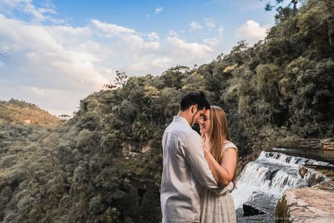 pré wedding em cachoeira, fotografo casamento, fotografo casamento Timbó, fotografo casamento Blumenau, fotografo casamento santa catarina, casamento em bombinhas, pré casamento cachoeira, ensaio em cachoeira,  rio dos cedros, casamento cachoeira'