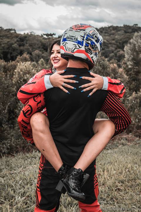 Ensaio em cachoeira, fotografo Timbó, fotografo casamento Timbó, fotografo casamento Blumenau, fotografo casamento santa catarina, fotografo em bombinhas, ensaio motocross, ensaio com moto,  rio dos cedros.'