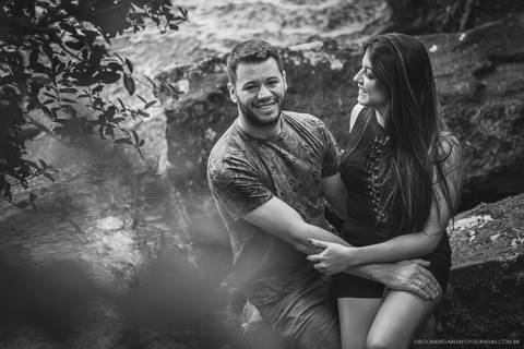 Ensaio em cachoeira, fotografo Timbó, fotografo casamento Timbó, fotografo casamento Blumenau, fotografo casamento santa catarina, fotografo em bombinhas, ensaio motocross, ensaio com moto,  rio dos cedros.'