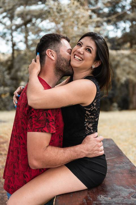Ensaio em cachoeira, fotografo Timbó, fotografo casamento Timbó, fotografo casamento Blumenau, fotografo casamento santa catarina, fotografo em bombinhas, ensaio motocross, ensaio com moto,  rio dos cedros.'