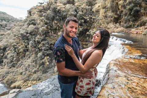 Ensaio em cachoeira, fotografo Timbó, fotografo casamento Timbó, fotografo casamento Blumenau, fotografo casamento santa catarina, fotografo em bombinhas, ensaio motocross, ensaio com moto,  rio dos cedros.'