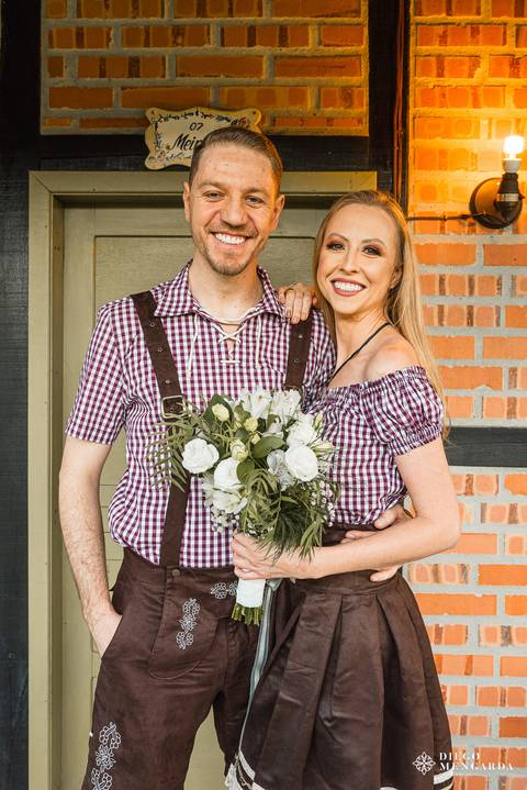 pré wedding traje tipico, fotografo casamento, fotografo casamento Timbó, fotografo casamento Blumenau, fotografo casamento santa catarina, casamento em Pomerode, pré casamento Pomerode, Mundo Antigo Pomerode, Pomerode , fotografo Pomerode'