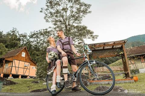 pré wedding traje tipico, fotografo casamento, fotografo casamento Timbó, fotografo casamento Blumenau, fotografo casamento santa catarina, casamento em Pomerode, pré casamento Pomerode, Mundo Antigo Pomerode, Pomerode , fotografo Pomerode'