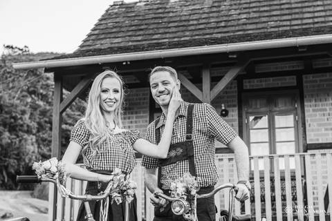 pré wedding traje tipico, fotografo casamento, fotografo casamento Timbó, fotografo casamento Blumenau, fotografo casamento santa catarina, casamento em Pomerode, pré casamento Pomerode, Mundo Antigo Pomerode, Pomerode , fotografo Pomerode'