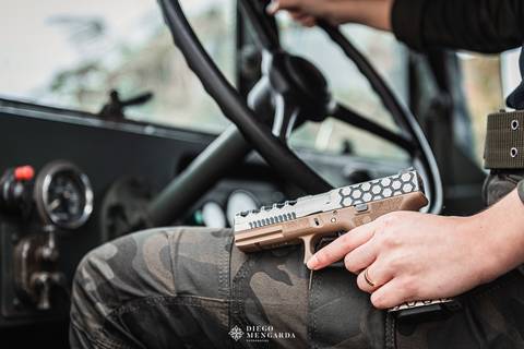 Airsoft, mulher airsoft, ensaio airsoft, book airsoft, airsoftbrasil, airsoftbr, airsofterphoto, airsoftphotography, airsoftgirl, airsoftgirls, airsoftlove, tático, musasdoairsoft, airsofts, pré wedding militar, diego mengarda fotografias, fotografo timbo'