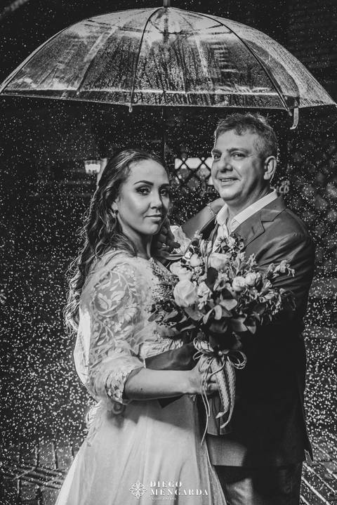 casamento chuva em Timbó, casamento chuva em Blumenau, casamento chuva em Indaial, casamento chuva em Rodeio, casamento chuva em Itajaí, casamento chuva em Bombinhas, casamento na chuva, casamento chuva em SC'