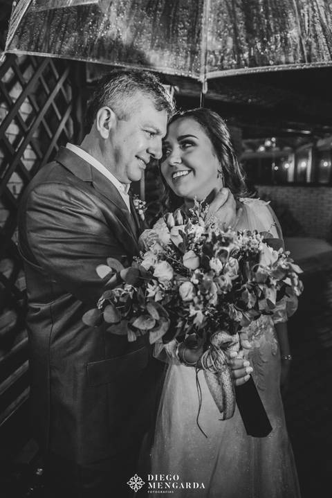 casamento chuva em Timbó, casamento chuva em Blumenau, casamento chuva em Indaial, casamento chuva em Rodeio, casamento chuva em Itajaí, casamento chuva em Bombinhas, casamento na chuva, casamento chuva em SC'