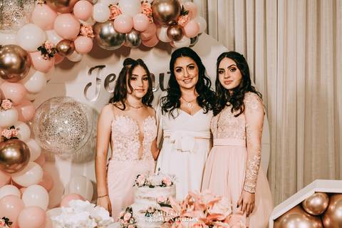 15 anos, fotos 15 anos, fotografo aniversário Timbó, fotografo aniversário Blumenau, fotografo 15 anos, festa 15 anos, bolo 15 anos, local festa em Timbó, local festa em Blumenau, decoração 15 anos Timbó, decoração 15 anos blumenau.'