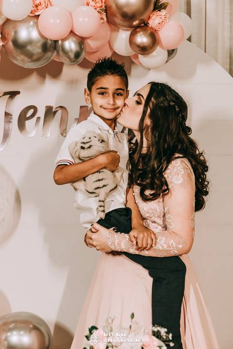 15 anos, fotos 15 anos, fotografo aniversário Timbó, fotografo aniversário Blumenau, fotografo 15 anos, festa 15 anos, bolo 15 anos, local festa em Timbó, local festa em Blumenau, decoração 15 anos Timbó, decoração 15 anos blumenau.'