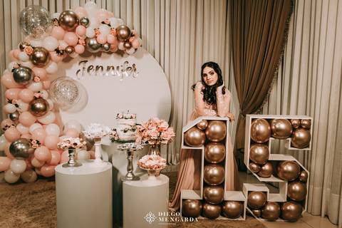 15 anos, fotos 15 anos, fotografo aniversário Timbó, fotografo aniversário Blumenau, fotografo 15 anos, festa 15 anos, bolo 15 anos, local festa em Timbó, local festa em Blumenau, decoração 15 anos Timbó, decoração 15 anos blumenau.'