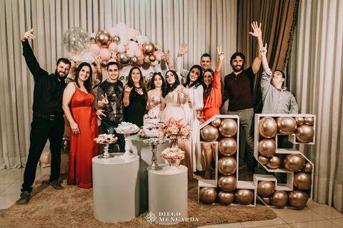 15 anos, fotos 15 anos, fotografo aniversário Timbó, fotografo aniversário Blumenau, fotografo 15 anos, festa 15 anos, bolo 15 anos, local festa em Timbó, local festa em Blumenau, decoração 15 anos Timbó, decoração 15 anos blumenau.'