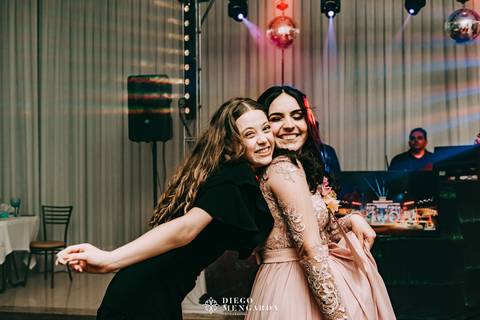 15 anos, fotos 15 anos, fotografo aniversário Timbó, fotografo aniversário Blumenau, fotografo 15 anos, festa 15 anos, bolo 15 anos, local festa em Timbó, local festa em Blumenau, decoração 15 anos Timbó, decoração 15 anos blumenau.'