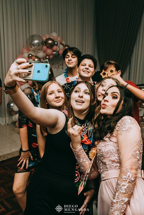 15 anos, fotos 15 anos, fotografo aniversário Timbó, fotografo aniversário Blumenau, fotografo 15 anos, festa 15 anos, bolo 15 anos, local festa em Timbó, local festa em Blumenau, decoração 15 anos Timbó, decoração 15 anos blumenau.'