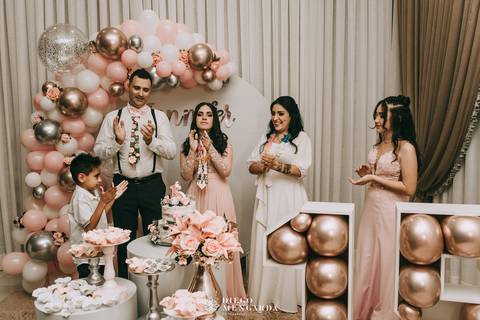 15 anos, fotos 15 anos, fotografo aniversário Timbó, fotografo aniversário Blumenau, fotografo 15 anos, festa 15 anos, bolo 15 anos, local festa em Timbó, local festa em Blumenau, decoração 15 anos Timbó, decoração 15 anos blumenau.'