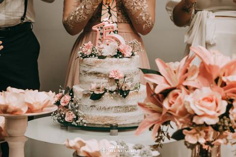 15 anos, fotos 15 anos, fotografo aniversário Timbó, fotografo aniversário Blumenau, fotografo 15 anos, festa 15 anos, bolo 15 anos, local festa em Timbó, local festa em Blumenau, decoração 15 anos Timbó, decoração 15 anos blumenau.'