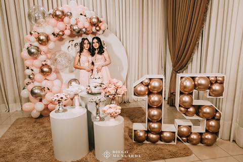 associação mueller, fotos 15 anos, fotografo aniversário Timbó, fotografo aniversário Blumenau, fotografo 15 anos, festa 15 anos, bolo 15 anos, local festa em Timbó, local festa em Blumenau, decoração 15 anos Timbó, decoração 15 anos blumenau.'