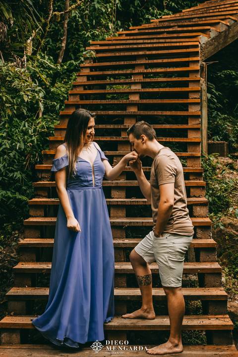 véu da noiva em Doutor Pedrinho, fotos cachoeira Doutor Pedrinho, Fotógrafo de casamento em Timbó, Fotógrafo de casamento em Blumenau, Fotógrafo de casamento em Rodeio, Fotógrafo de casamento em Itajaí, pré wedding Doutor Pedrinho, pré wedding cachoeira.'