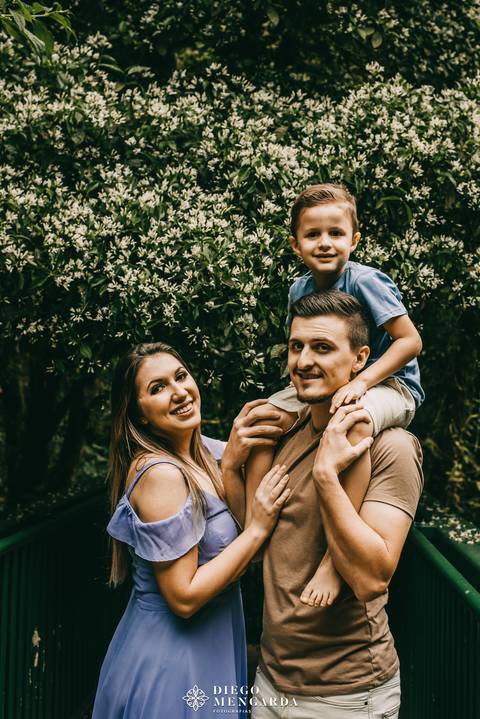 véu da noiva em Doutor Pedrinho, fotos cachoeira Doutor Pedrinho, Fotógrafo de casamento em Timbó, Fotógrafo de casamento em Blumenau, Fotógrafo de casamento em Rodeio, Fotógrafo de casamento em Itajaí, pré wedding Doutor Pedrinho, pré wedding cachoeira.'