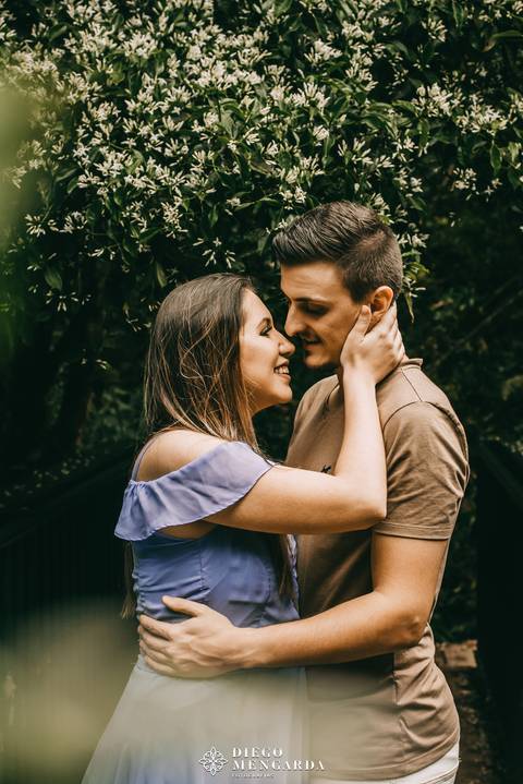 véu da noiva em Doutor Pedrinho, fotos cachoeira Doutor Pedrinho, Fotógrafo de casamento em Timbó, Fotógrafo de casamento em Blumenau, Fotógrafo de casamento em Rodeio, Fotógrafo de casamento em Itajaí, pré wedding Doutor Pedrinho, pré wedding cachoeira.'