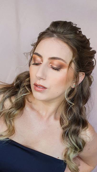 maquiagem iluminada para noivas'