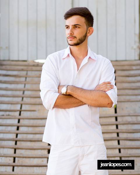Carlos Eduardo. Concluinte 2018 do curso de Agroecologia do IFRN Ipanguaçu/RN. Turma Agromerados

Fotos © Jean Lopes
Peça orçamento pelo whatsapp 99999-8964'