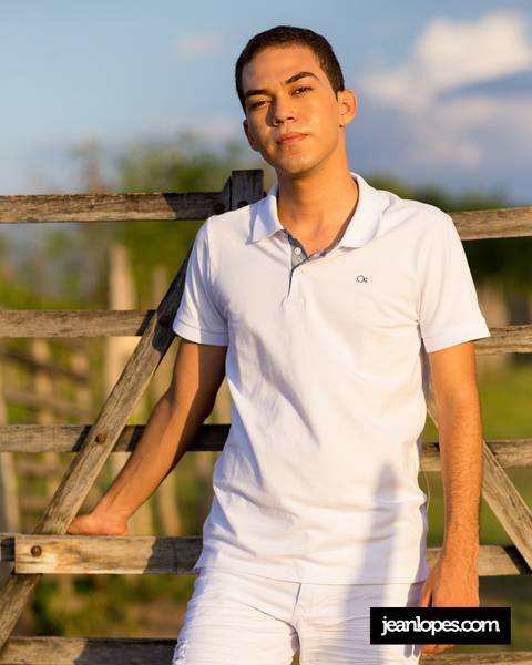 Lucas. Concluinte 2018 do curso de Agroecologia do IFRN Ipanguaçu/RN. Turma Agromerados

Fotos © Jean Lopes
Peça orçamento pelo whatsapp 99999-8964'