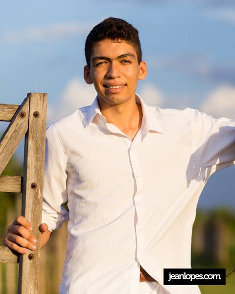 Marcos. Concluinte 2018 do curso de Agroecologia do IFRN Ipanguaçu/RN. Turma Agromerados

Fotos © Jean Lopes
Peça orçamento pelo whatsapp 99999-8964'