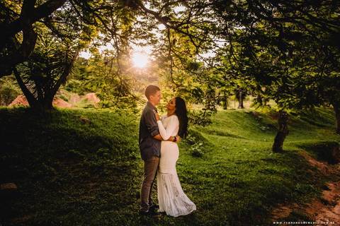 Romantismo, noiva, abraço'