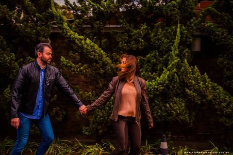 casal, ensaio, correndo, natureza, diversão, caminho'