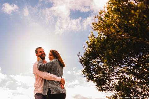 Casal, sorrisos, diversão, natureza'