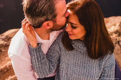 Casal, romântico, montanhas'